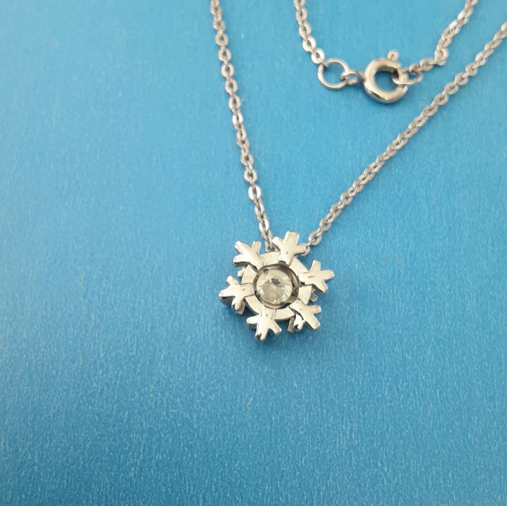 Snowflake Pendant Necklace, Cubic Zirconia, Silver Tone